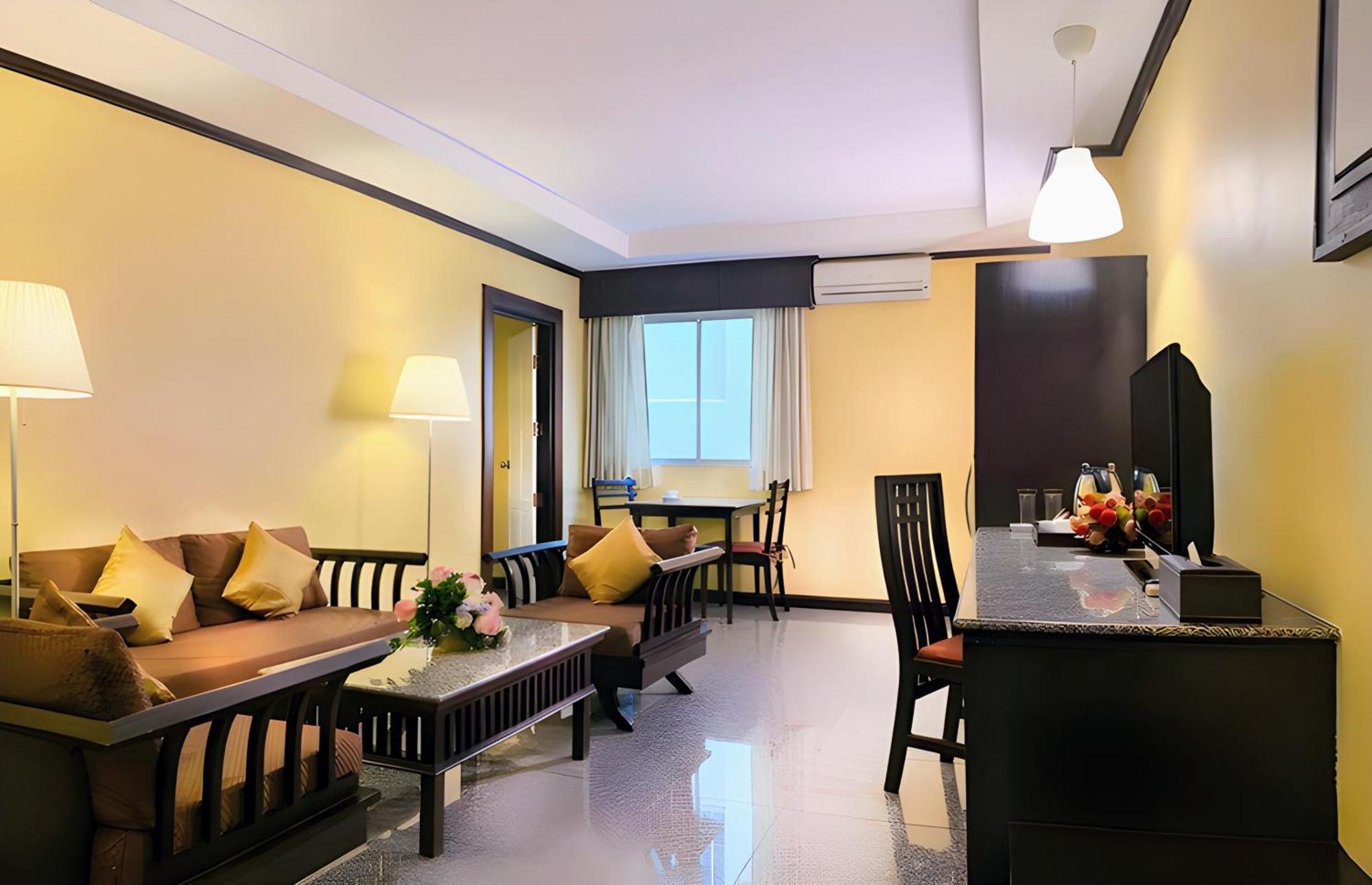 Royal Peninsula Hotel Chiangmai Csiangmaj Kültér fotó