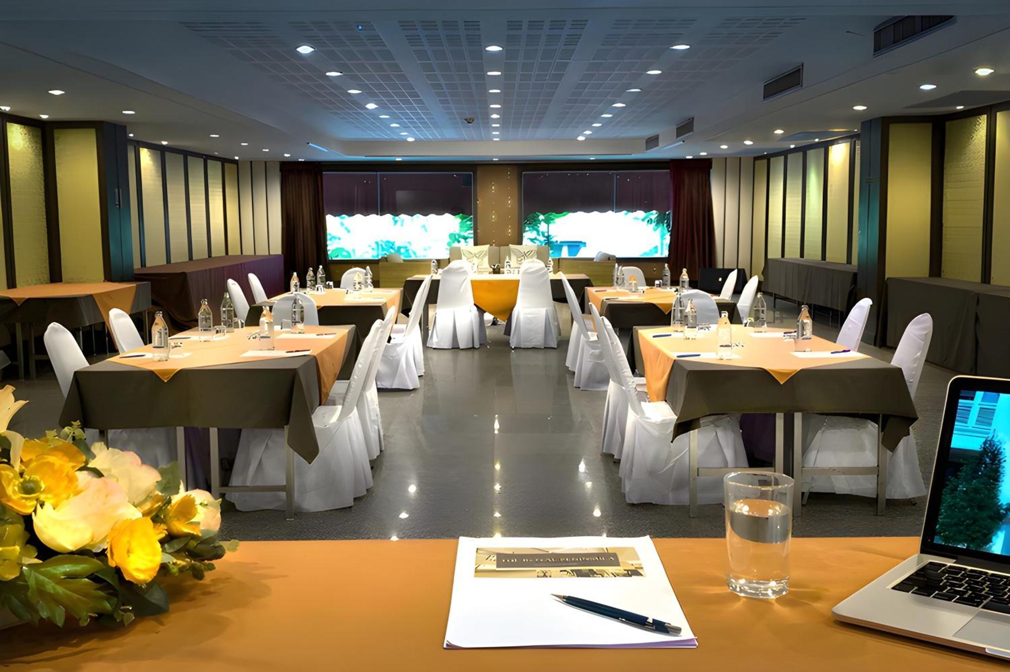 Royal Peninsula Hotel Chiangmai Csiangmaj Kültér fotó